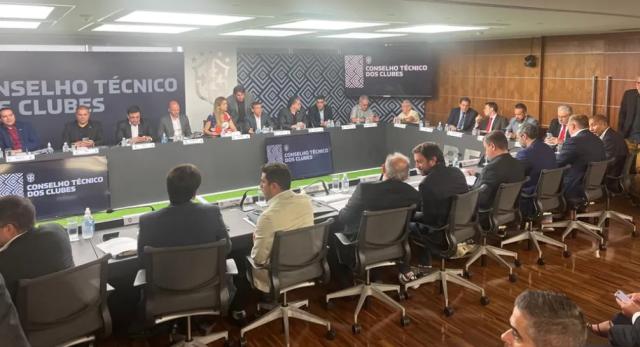 开云体育官网-巴甲外援限额由7增至9人 巴西足球衰落原因找到了