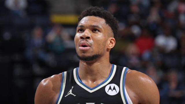 kaiyun-【观察】坚信老里&amp;利拉德！动荡一季字母哥拒绝低头